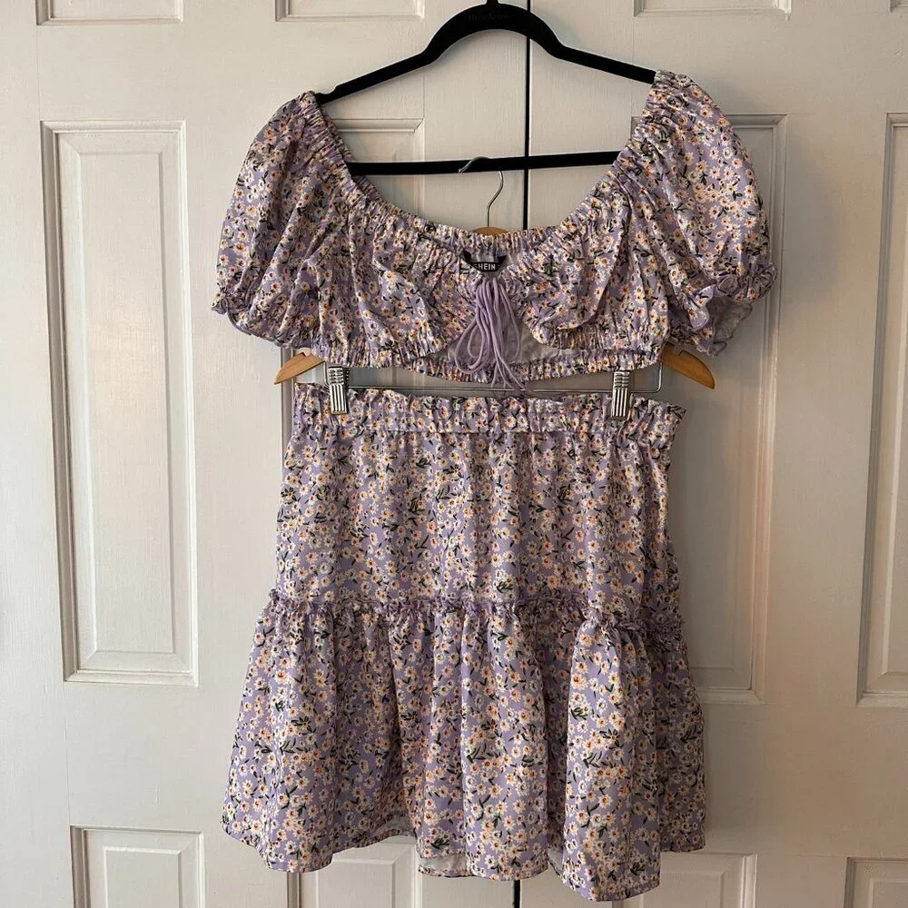 Floral Print Lavender Tie Front Top and Skirt Set - Size Large - Picture 2 of 4